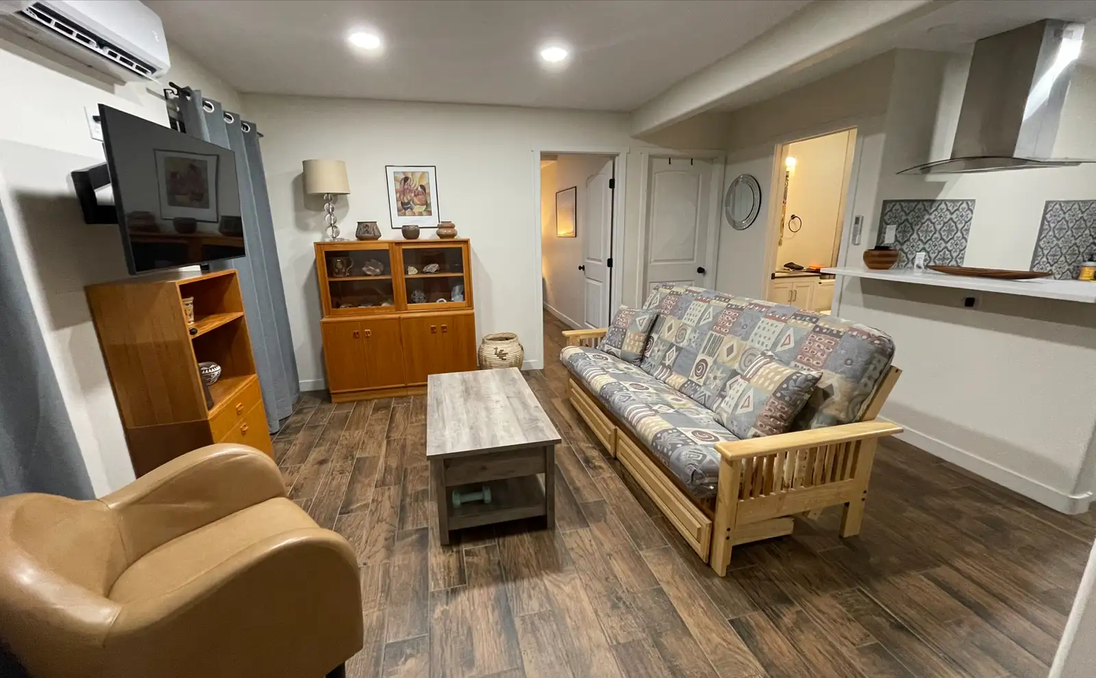4Plex-Great Location-Turn Key! image 19
