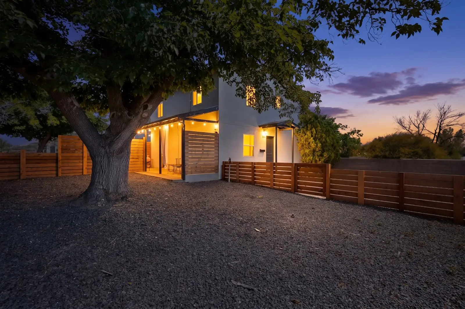 4Plex-Great Location-Turn Key! image 1
