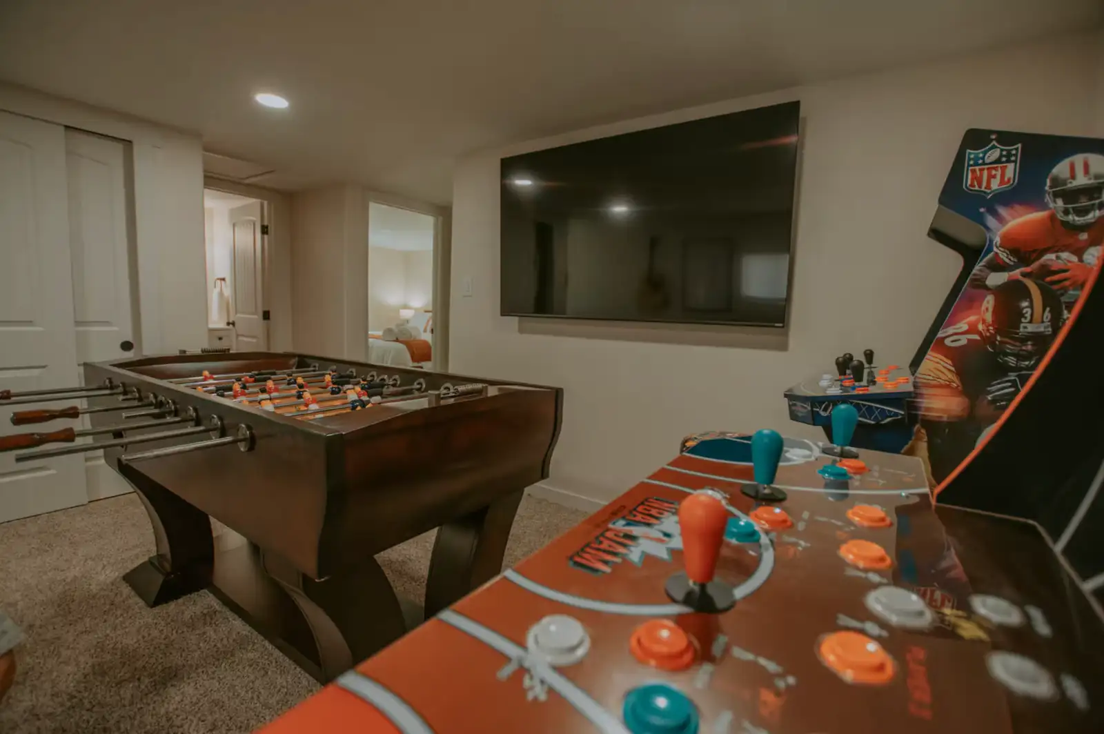 4Plex-Great Location-Turn Key! image 11