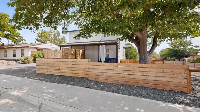View image 4
