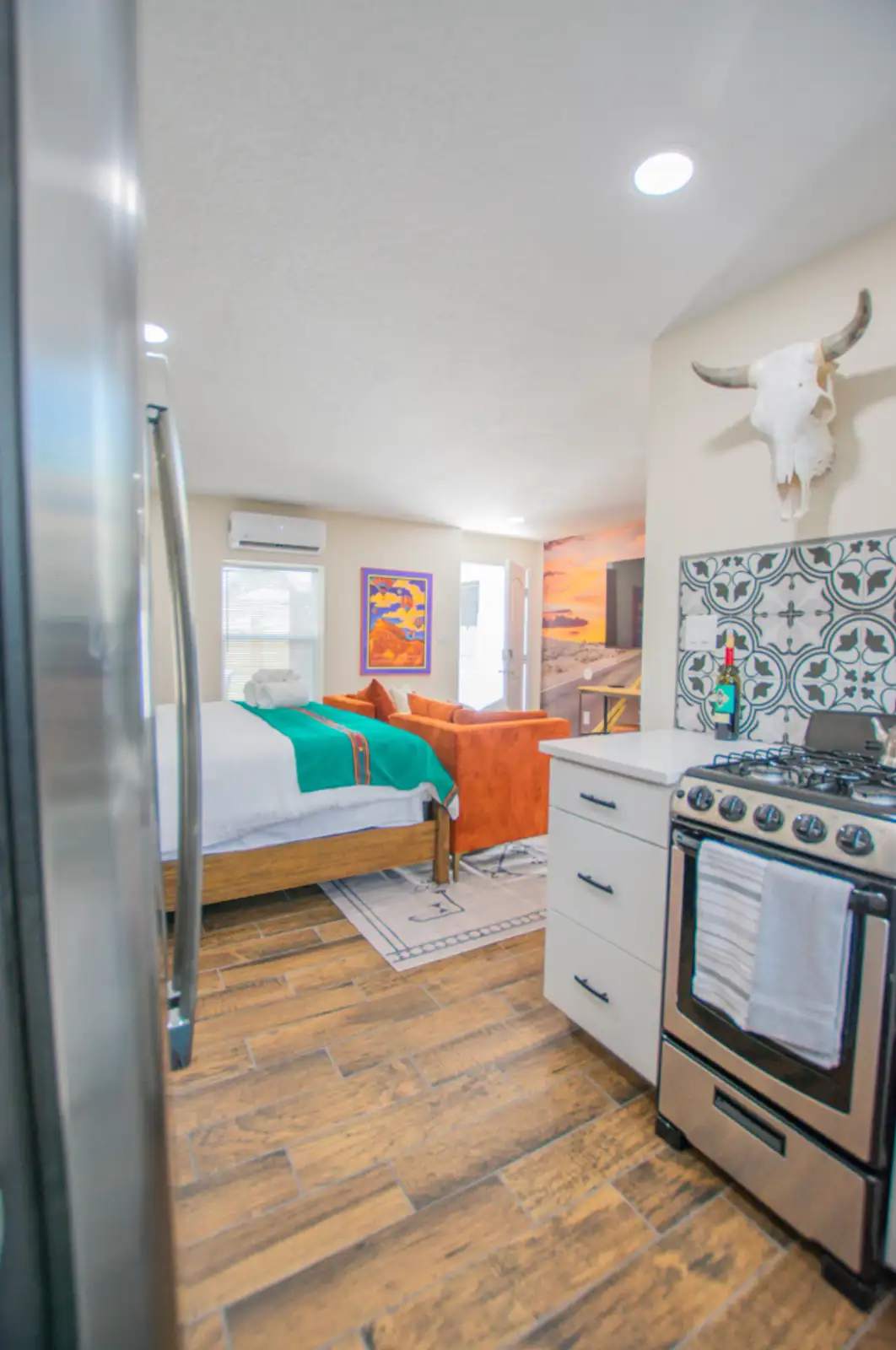 4Plex-Great Location-Turn Key! image 16