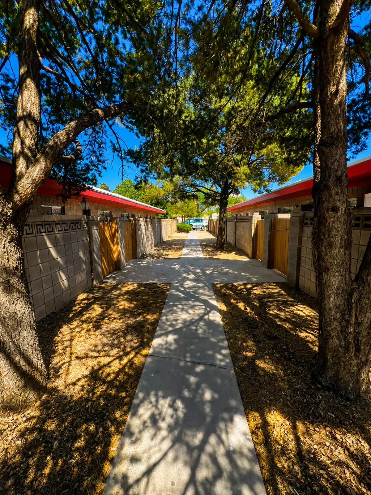 635 Mesilla St SE image 3