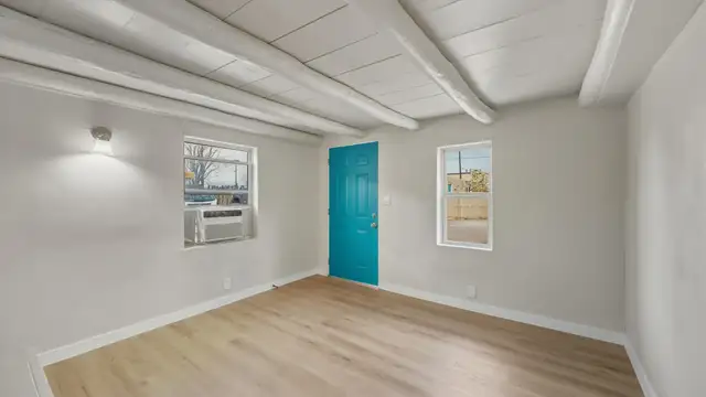 View image 11