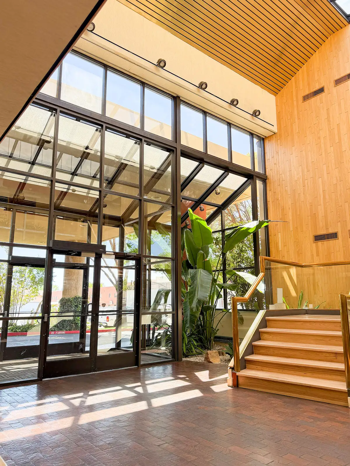 Medical Office Condo in Established Medical Center image 3