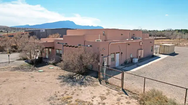 View image 18