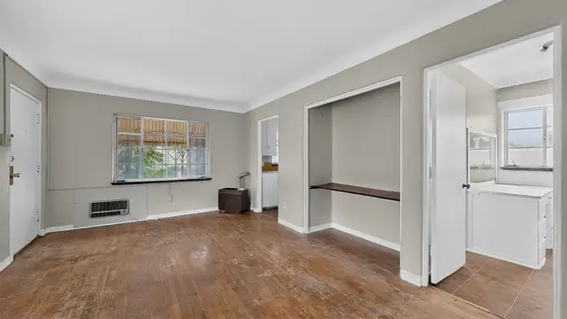 View image 18
