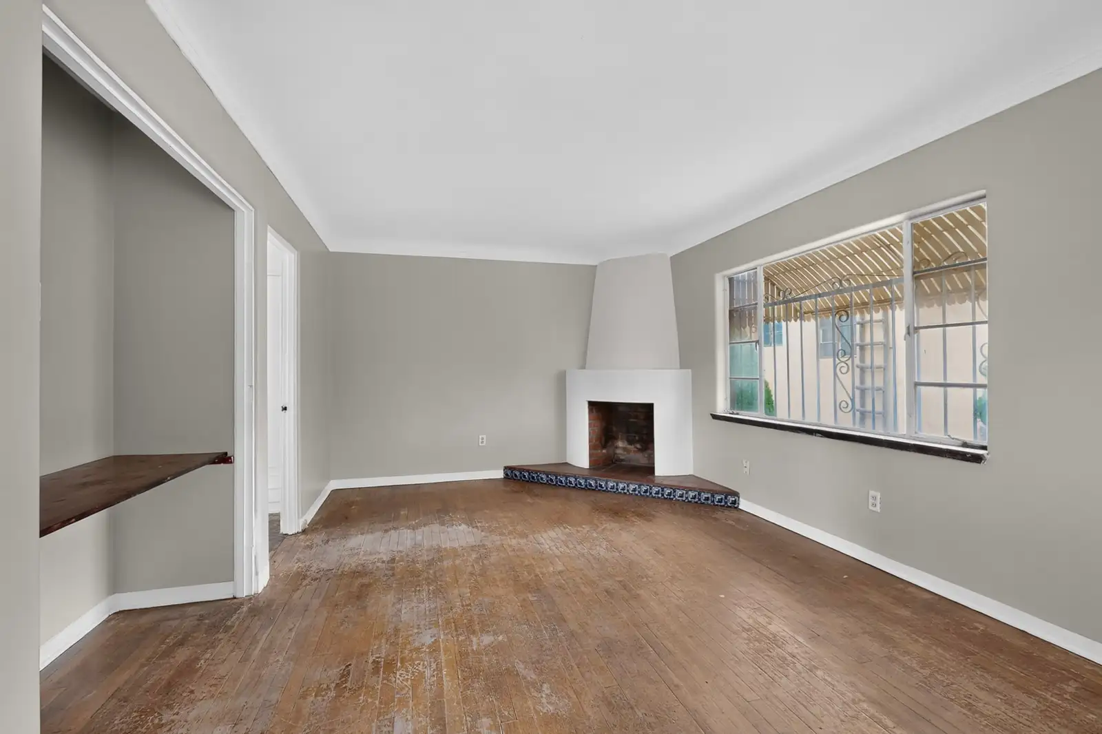 414 Pine St SE image 13
