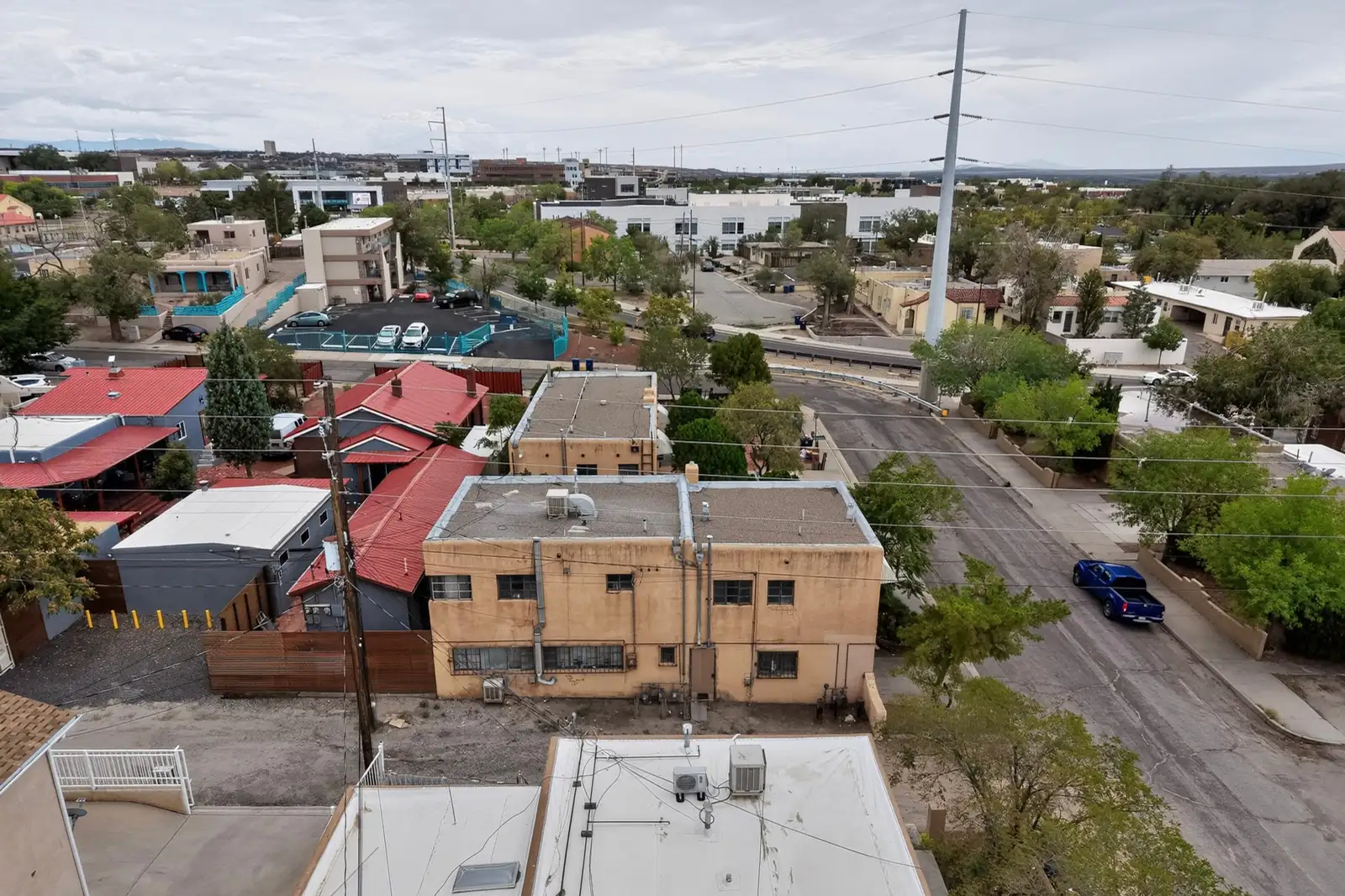 414 Pine St SE image 30