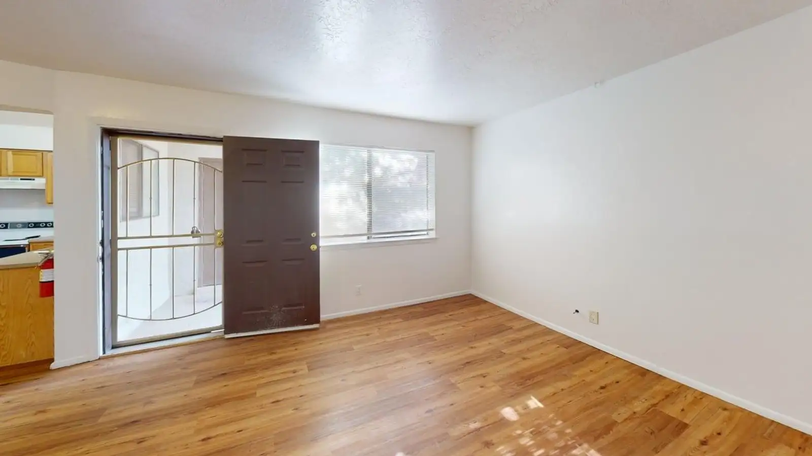1315 Madeira Dr SE image 4