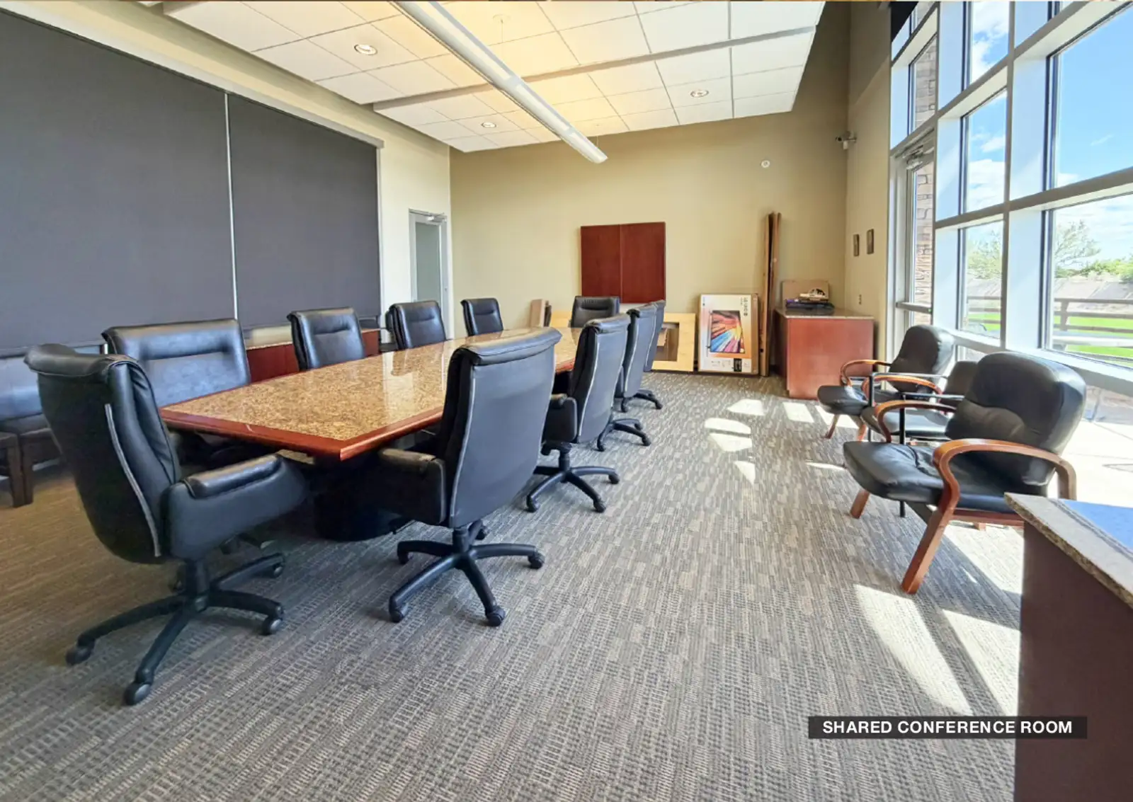 Multi-Bay Warehouse Condo | Rare Westside Location image 6