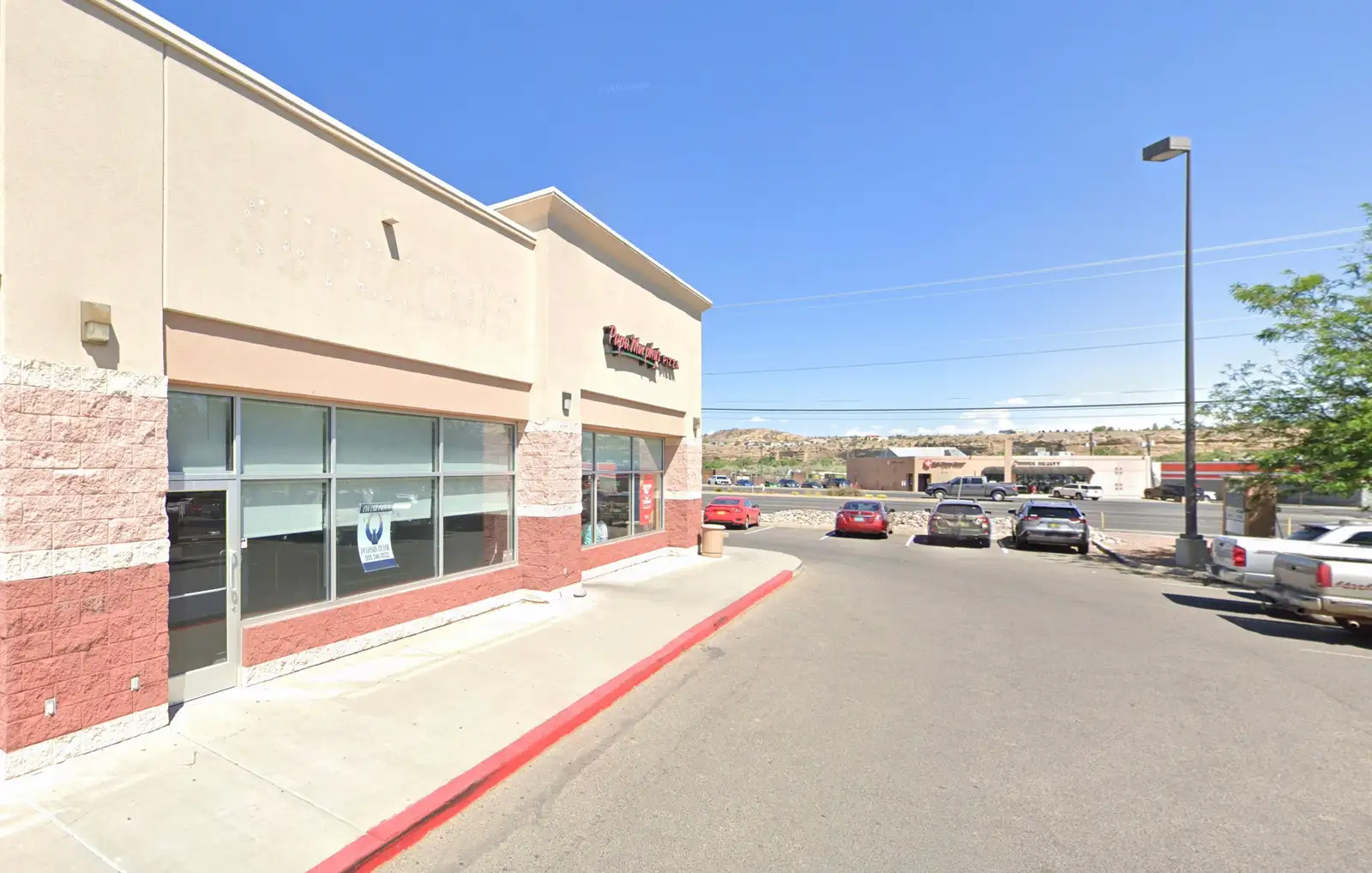Prime Shop Space in Farmington image 1