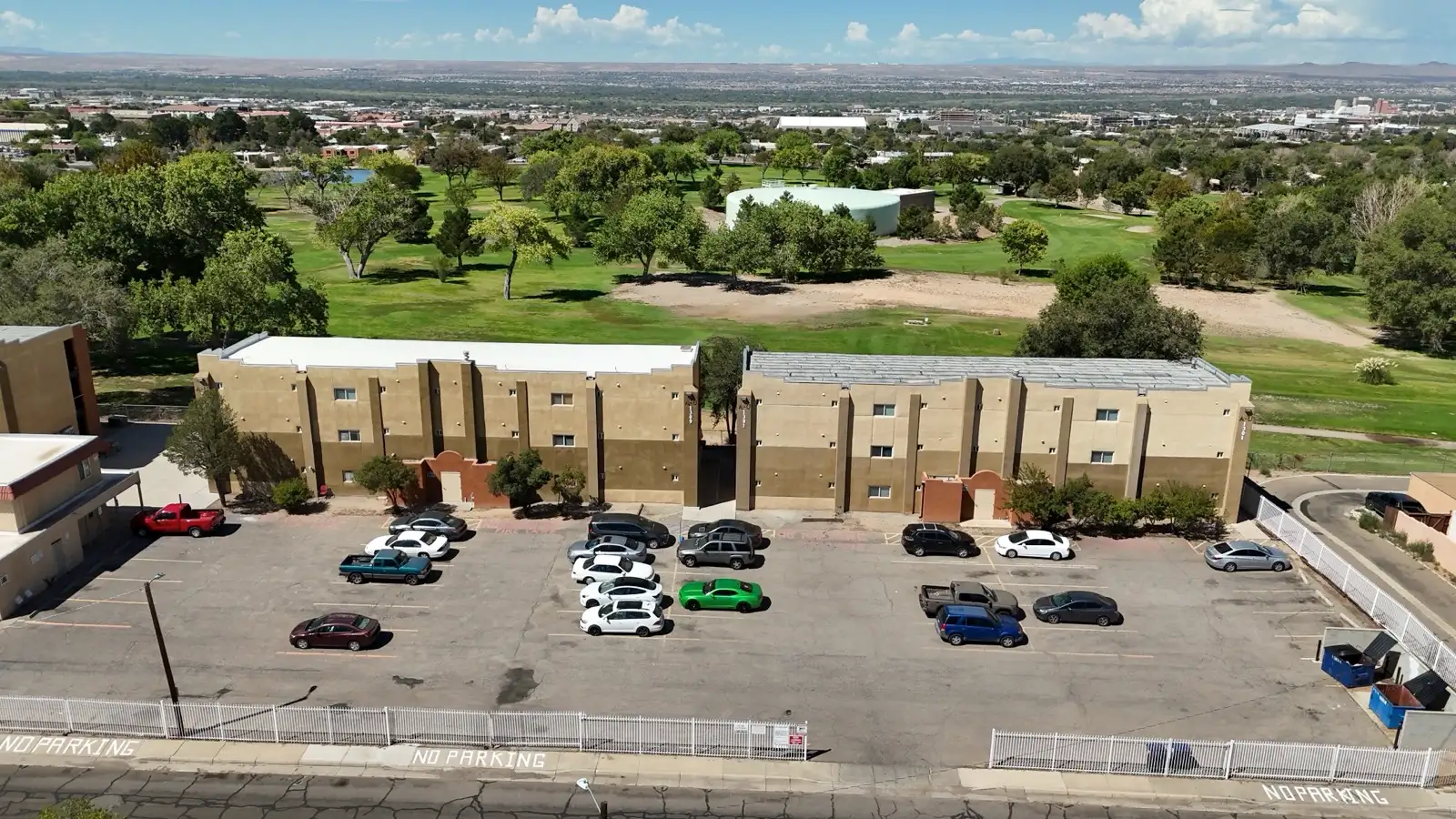 Sunport Apartments image 19