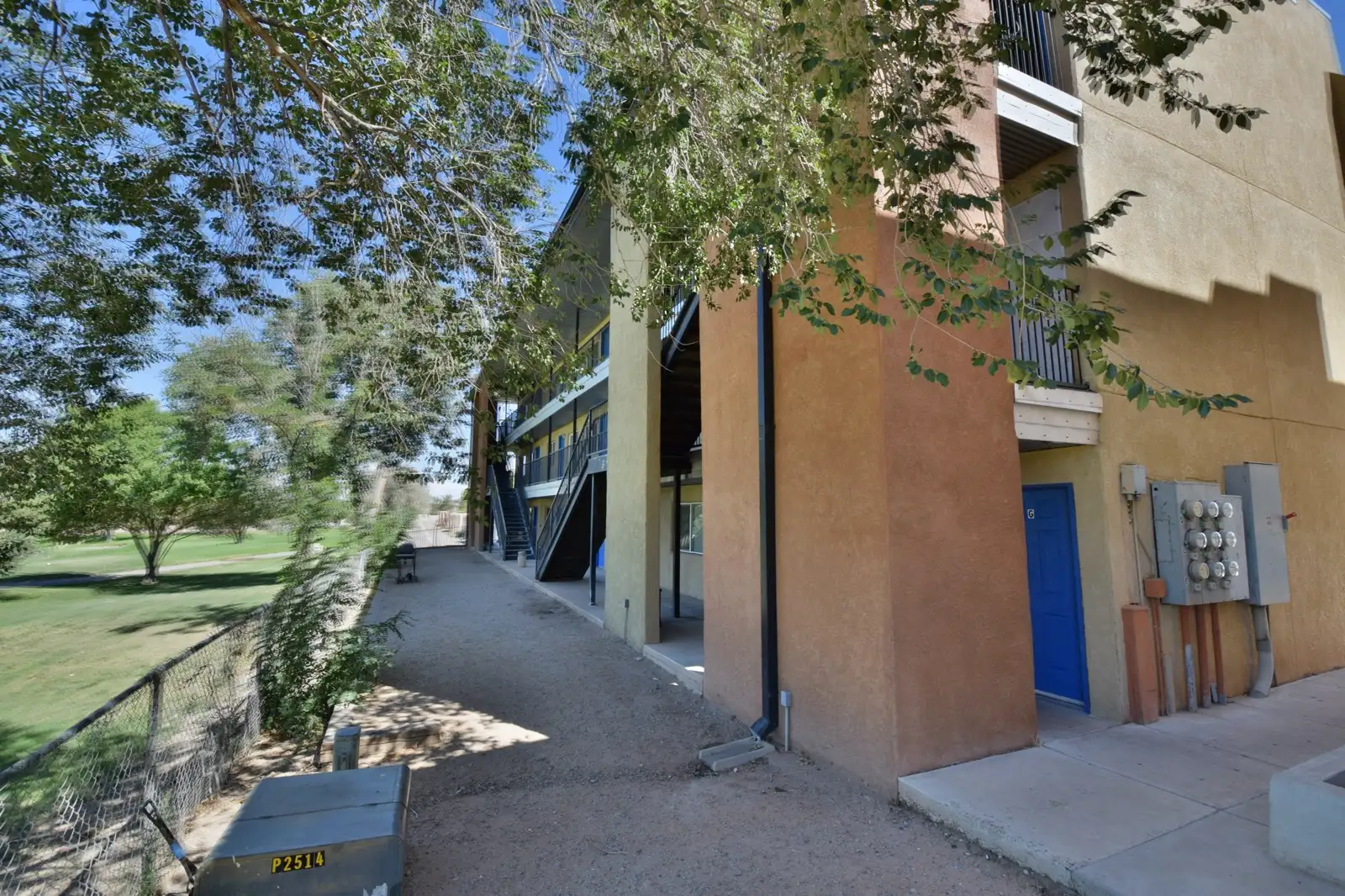 Sunport Apartments image 11