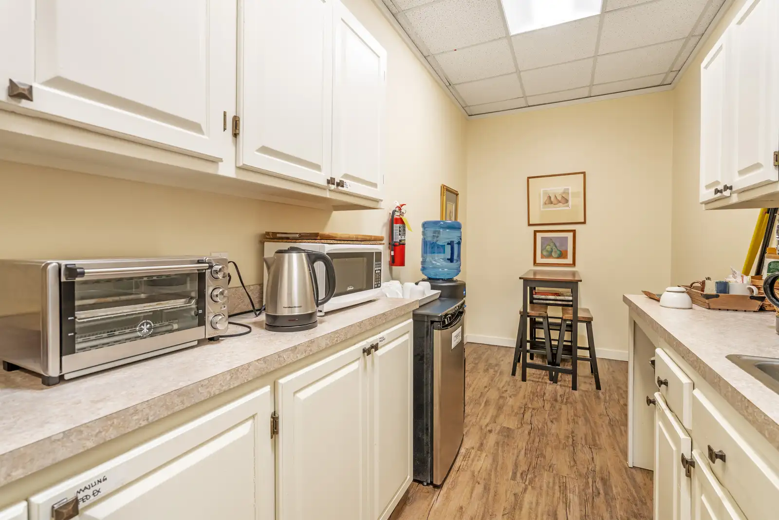 125 Lincoln Ave Suite 221 image 21