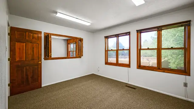 View image 12
