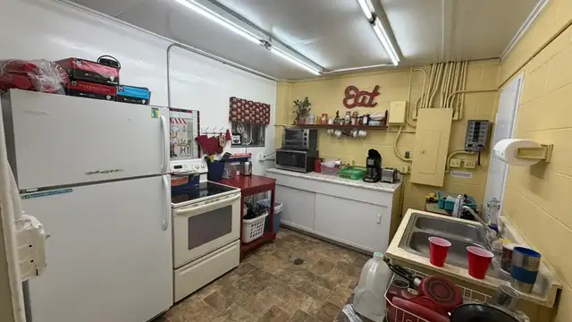 View image 9