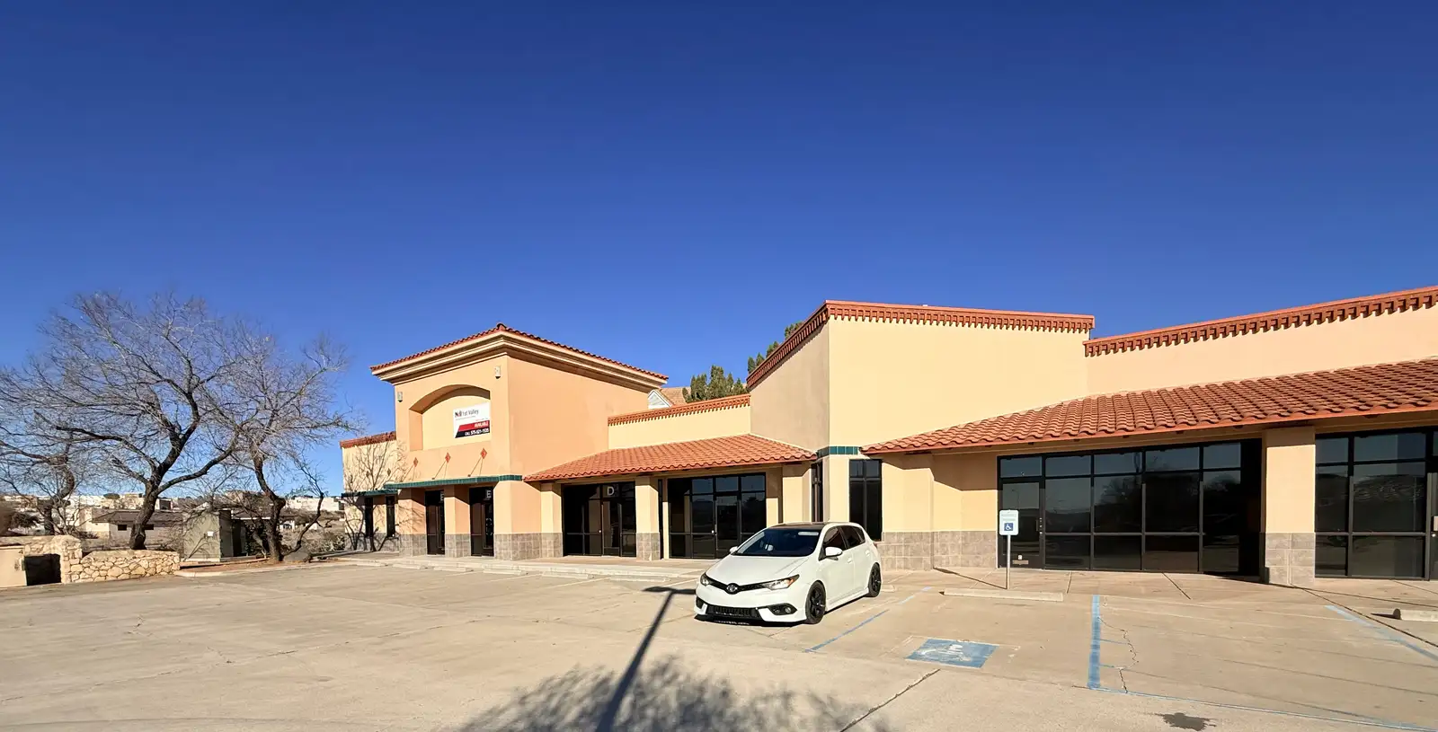 2540 N Telshor Blvd | Medical & Professional Office Space image 1