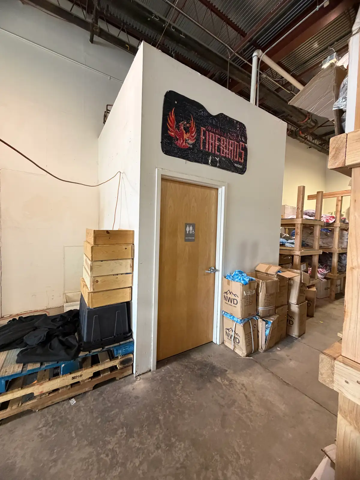300 Menaul Blvd NW image 2