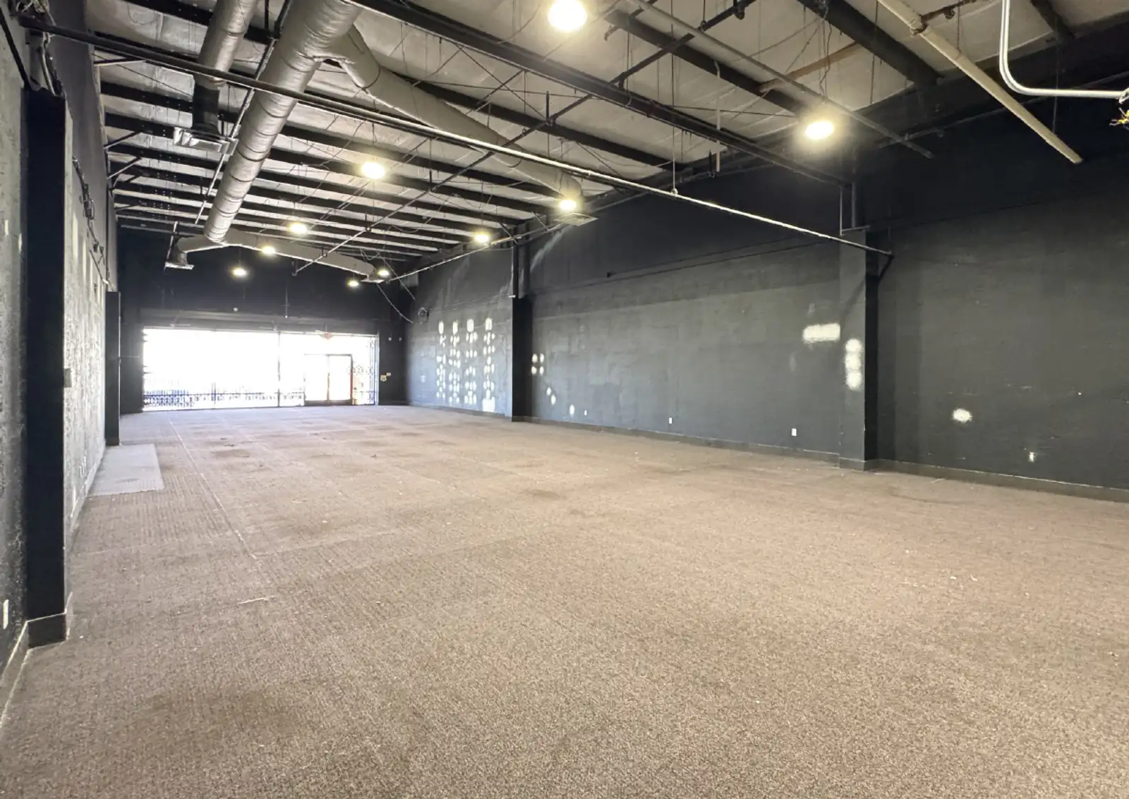 Northeast Heights Retail Space image 6