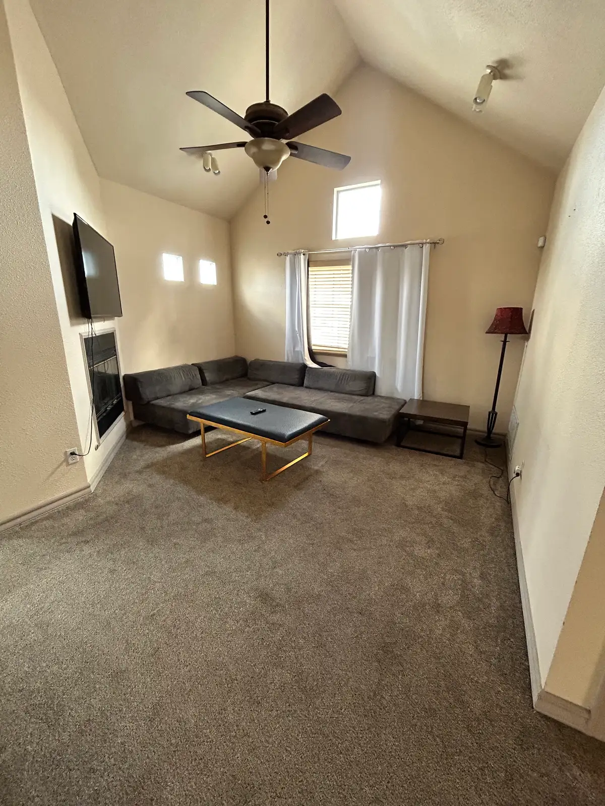 1036 S Main St image 13