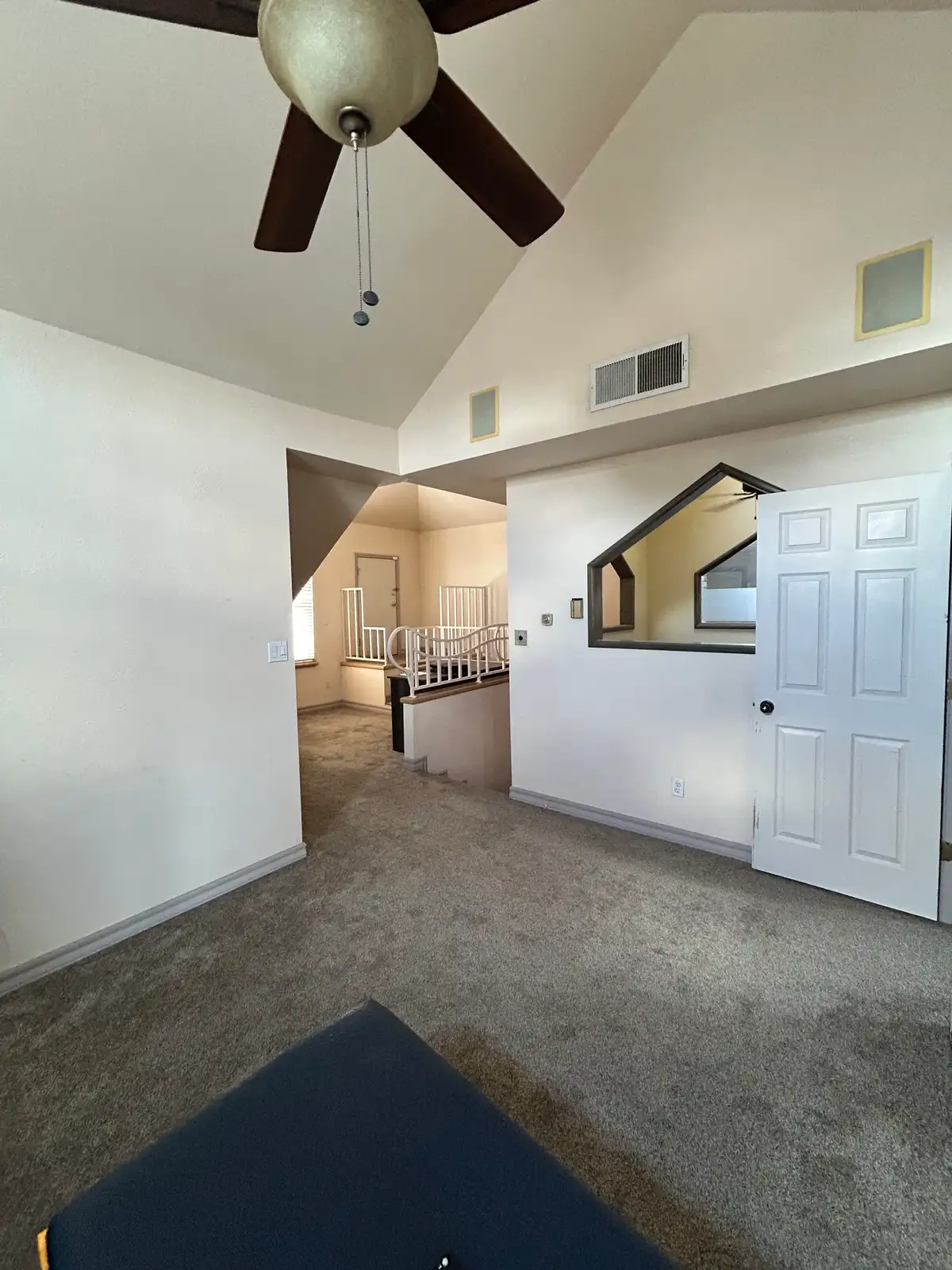 1036 S Main St image 16