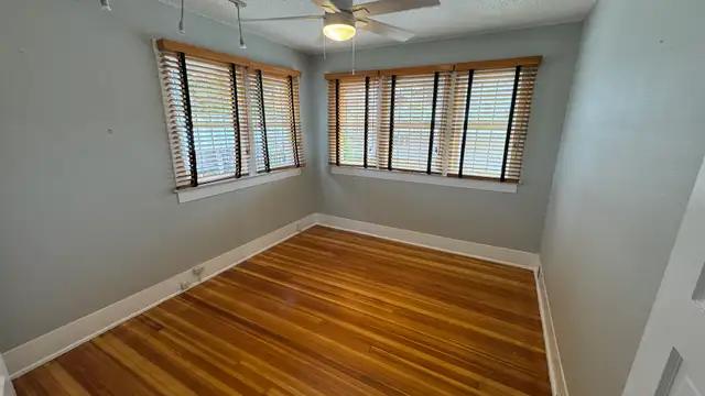 View image 4