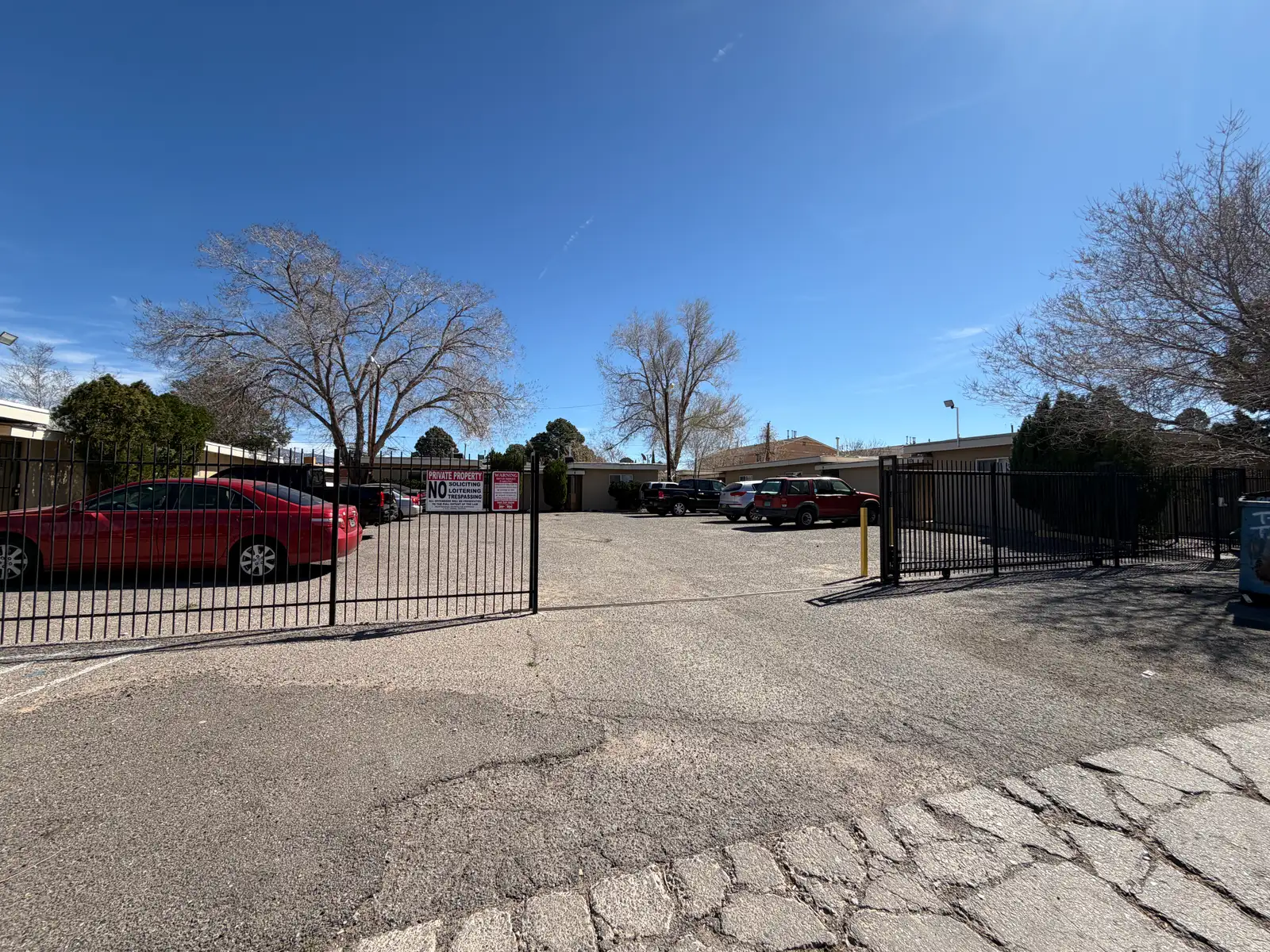 1100 Palomas Dr SE image 15