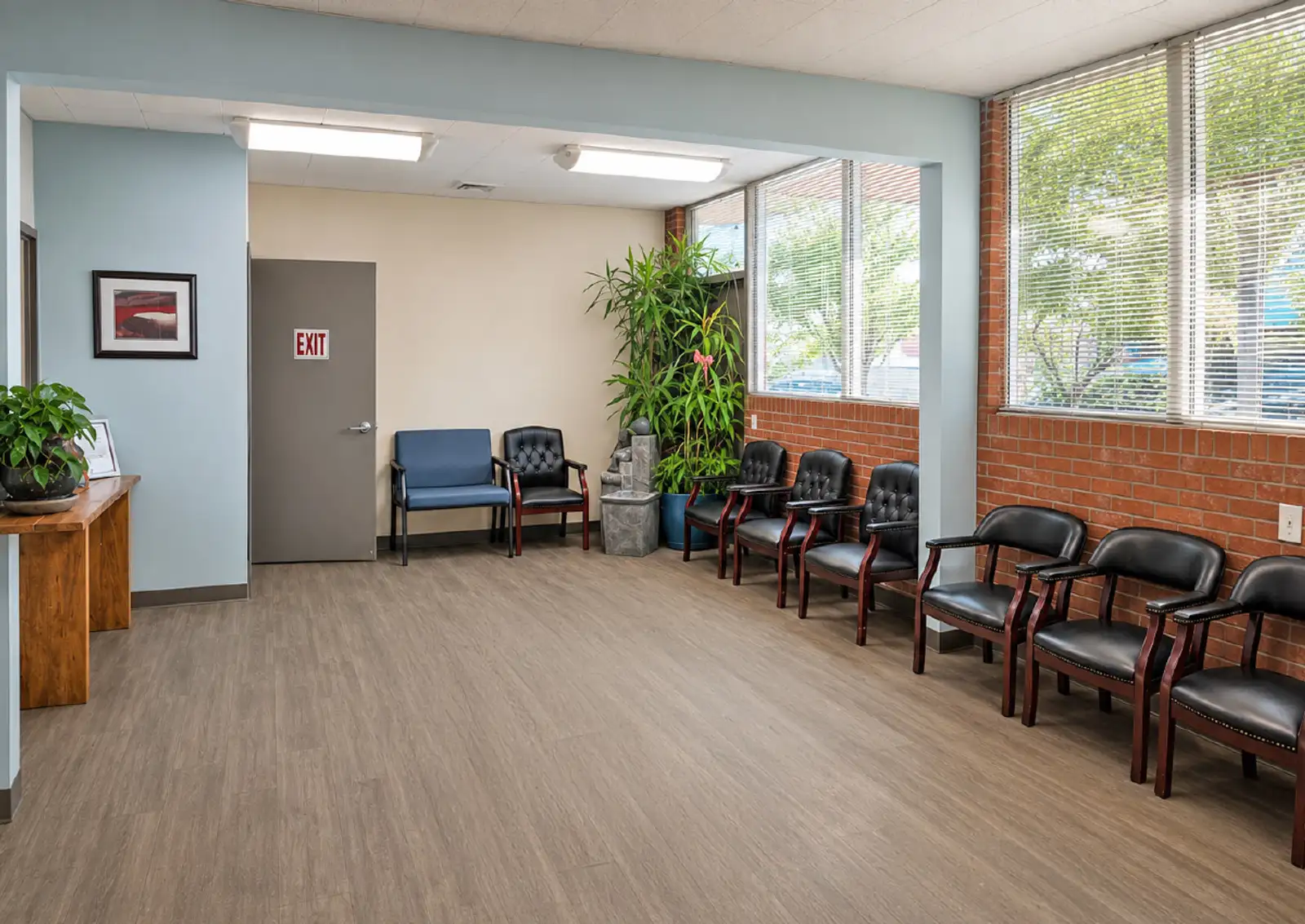 Encino Medical Plaza image 12