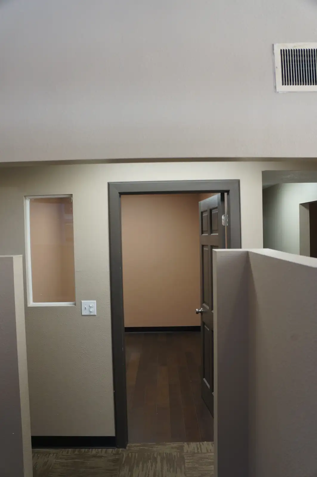 Office/Warehouse for Lease Associate