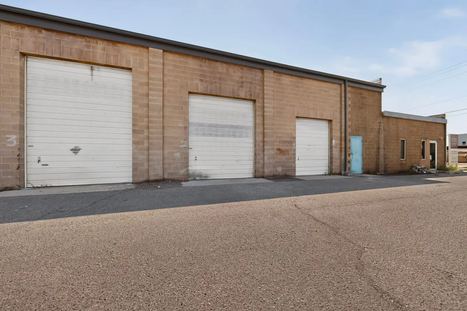 PREMIER MULTI TENANT INDUSTRIAL COMPLEX image 3