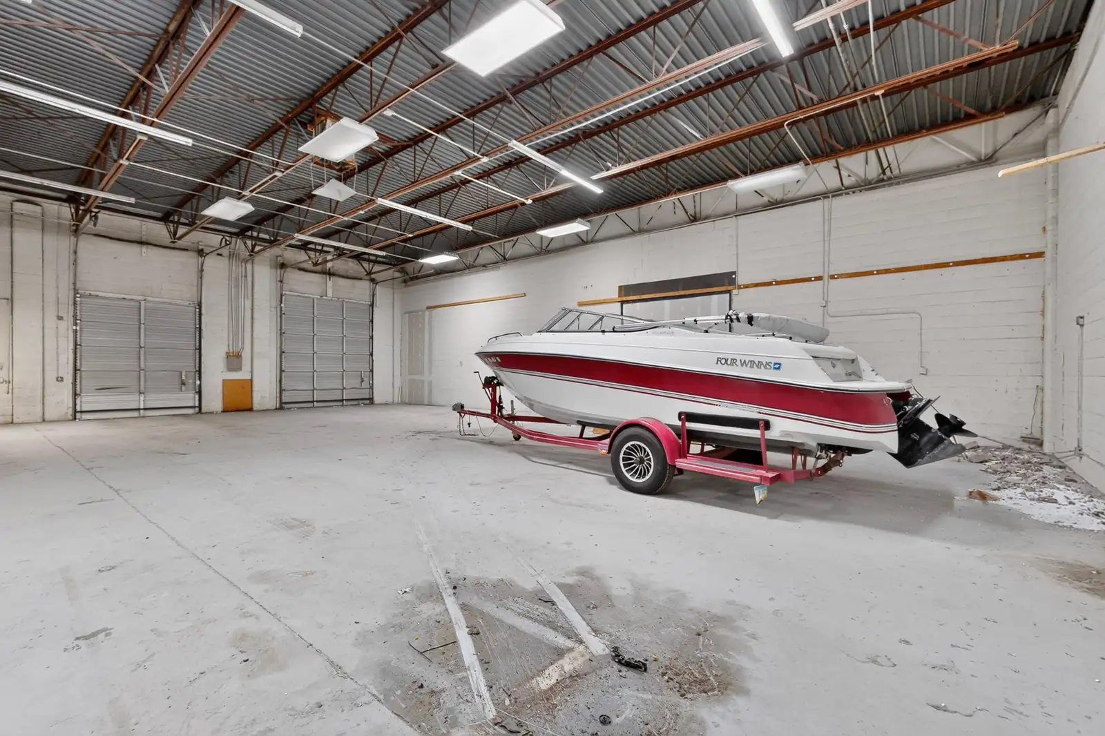PREMIER MULTI TENANT INDUSTRIAL COMPLEX image 15