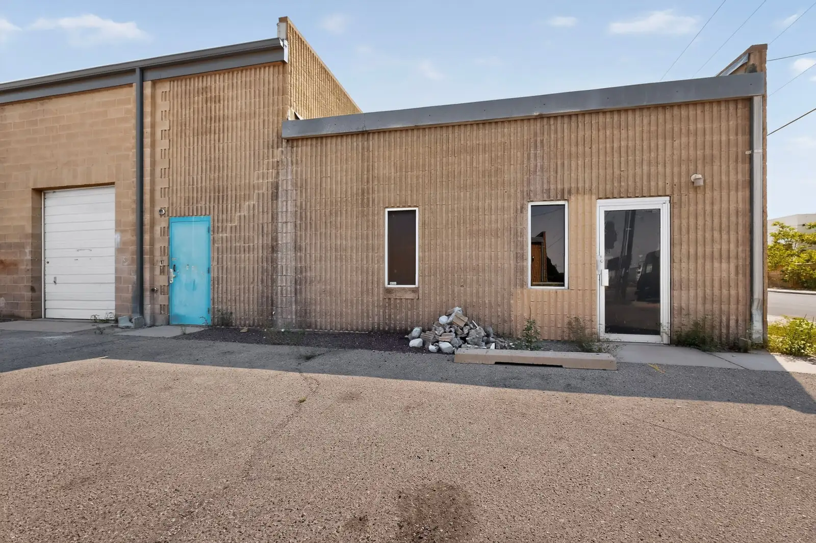 PREMIER MULTI TENANT INDUSTRIAL COMPLEX image 7