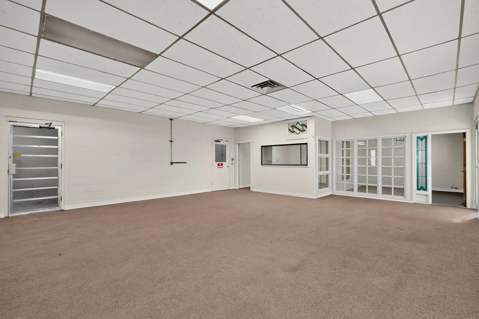 PREMIER MULTI TENANT INDUSTRIAL COMPLEX image 19