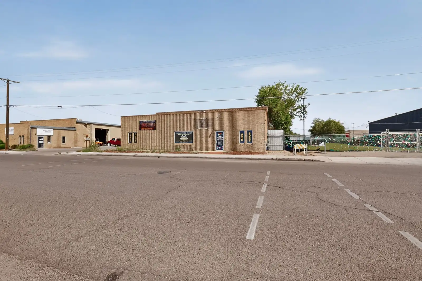 PREMIER MULTI TENANT INDUSTRIAL COMPLEX image 2