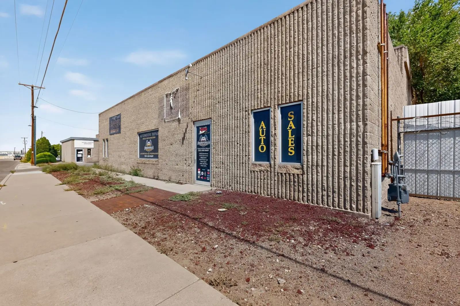 PREMIER MULTI TENANT INDUSTRIAL COMPLEX image 4