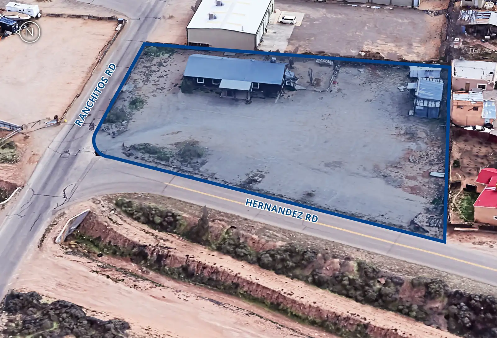 Flexible Live/Work Property with Fully Fenced Yard image 1