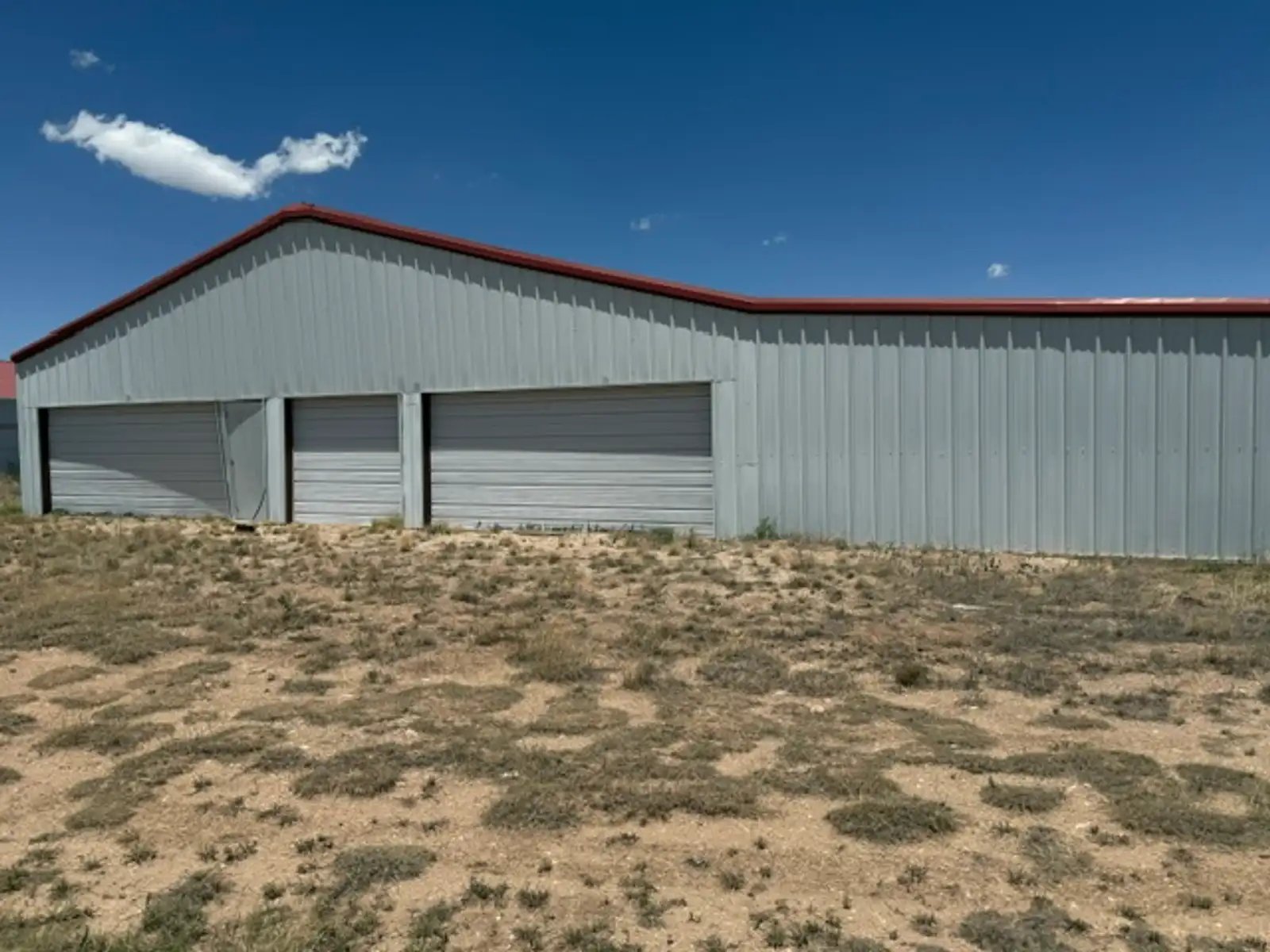 9500 Sq Ft Warehouse + 2700 sq ft Home image 2