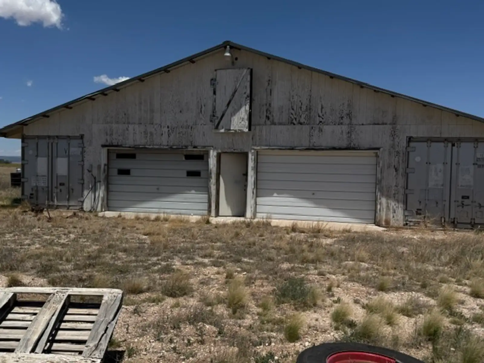 9500 Sq Ft Warehouse + 2700 sq ft Home image 4