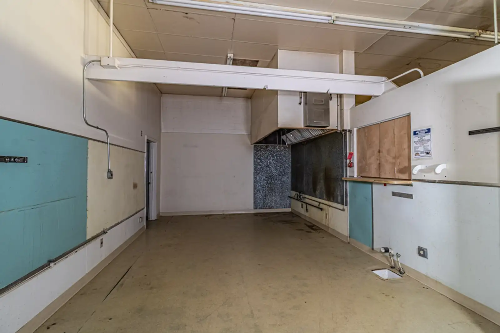 1601 N Dustin Ave Suites A & B image 30