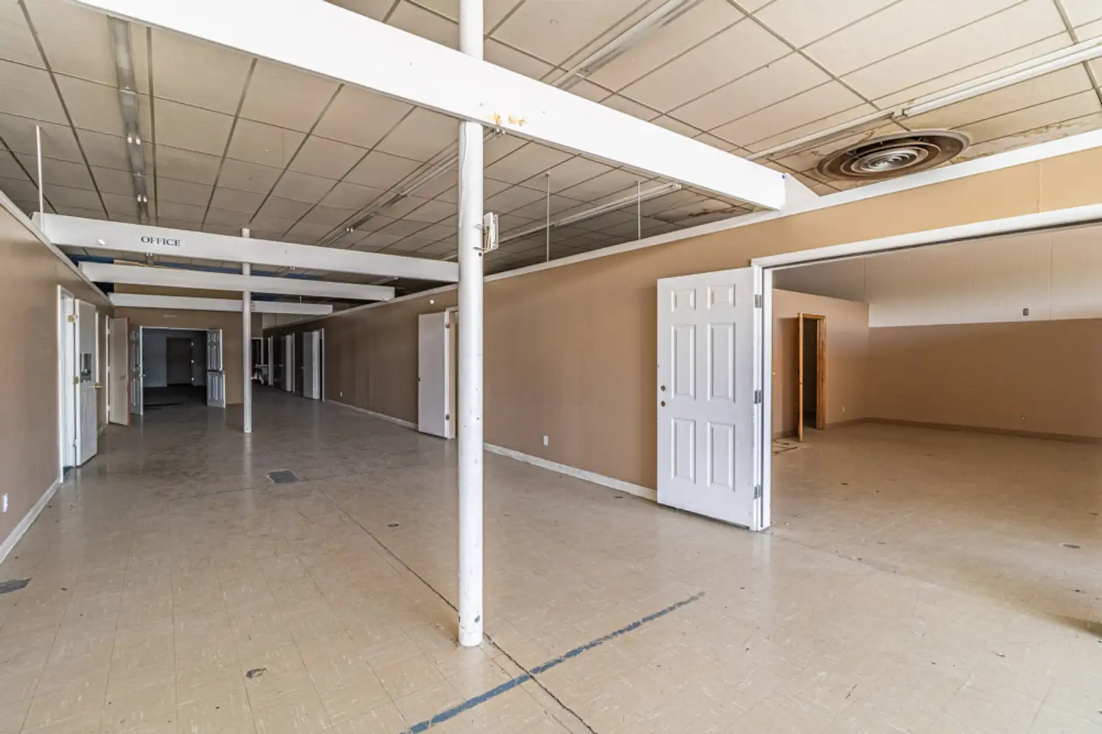 1601 N Dustin Ave Suites A & B image 57