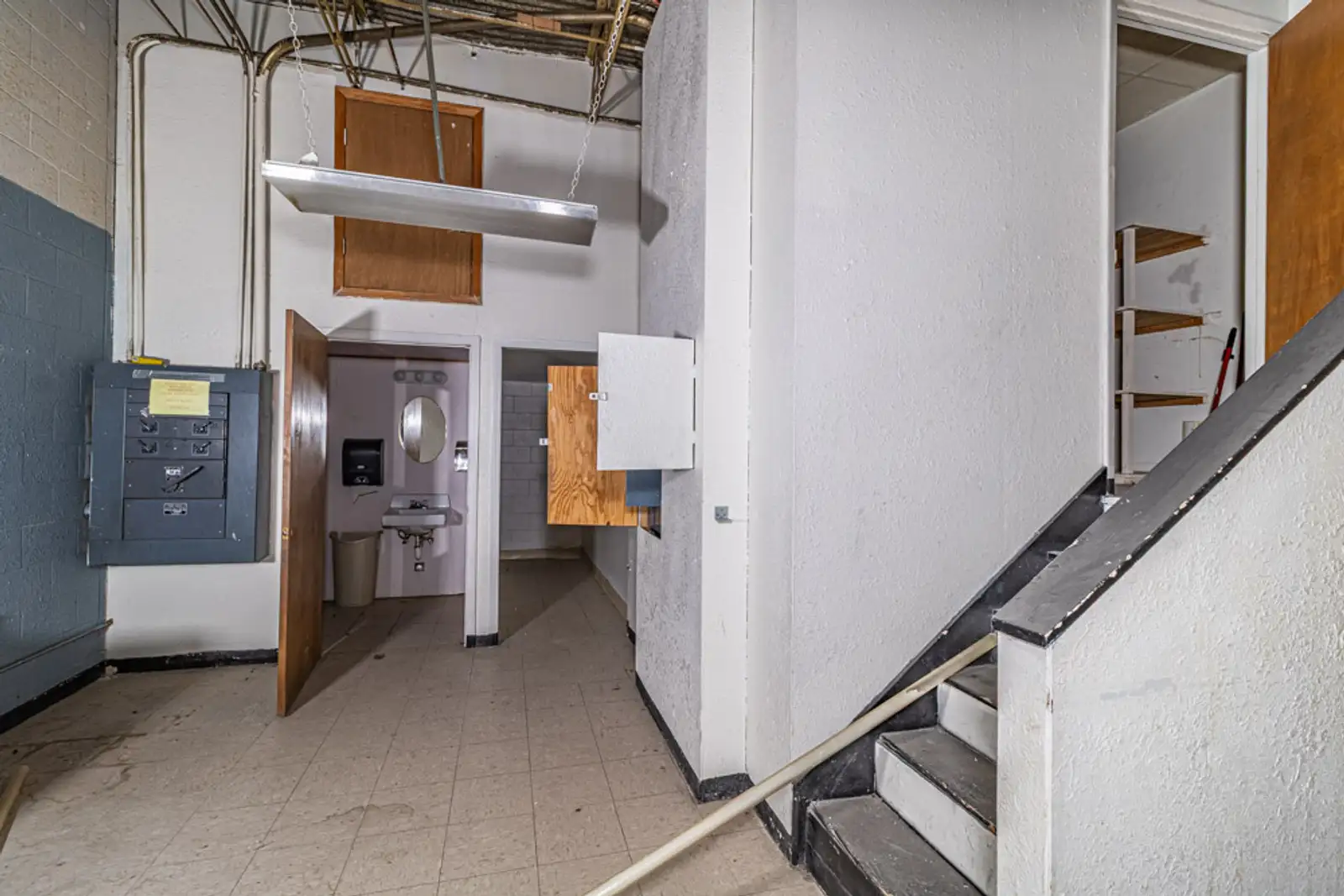 1601 N Dustin Ave Suites A & B image 27