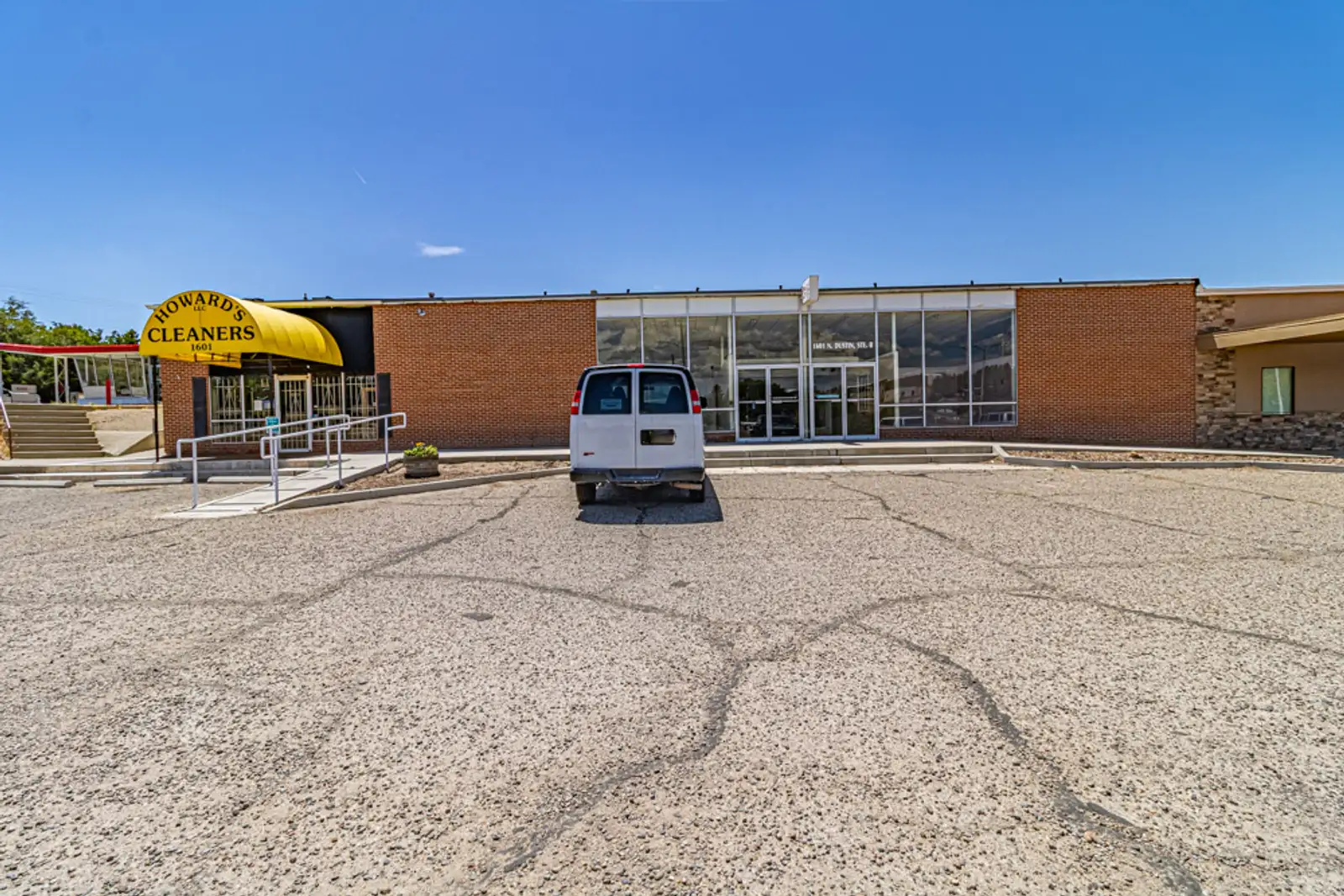 1601 N Dustin Ave Suites A & B image 6