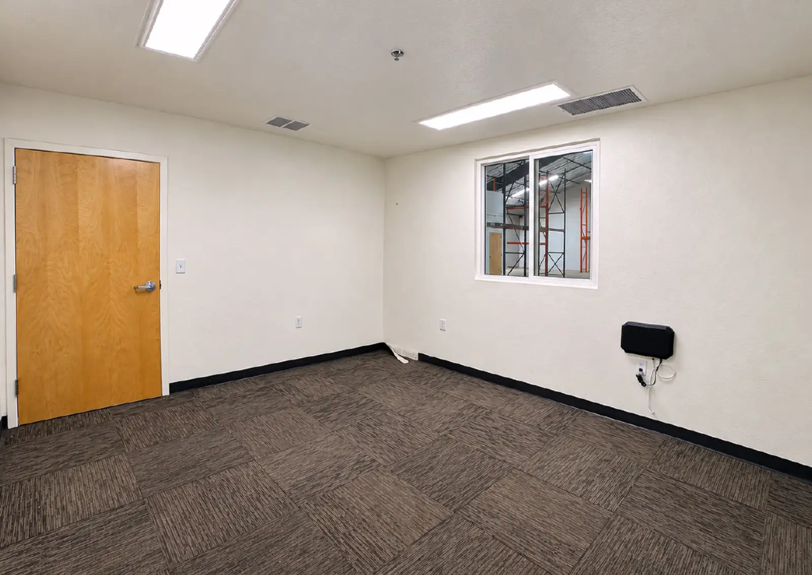 Affordable Warehouse Spaces image 9