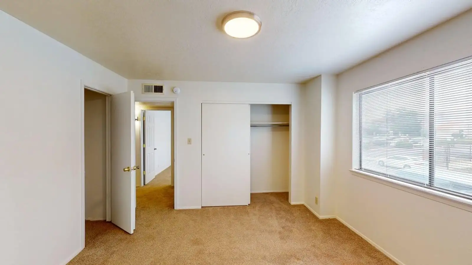 3609 Wellesley Dr NE image 23