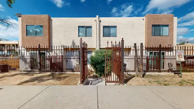 View image 1