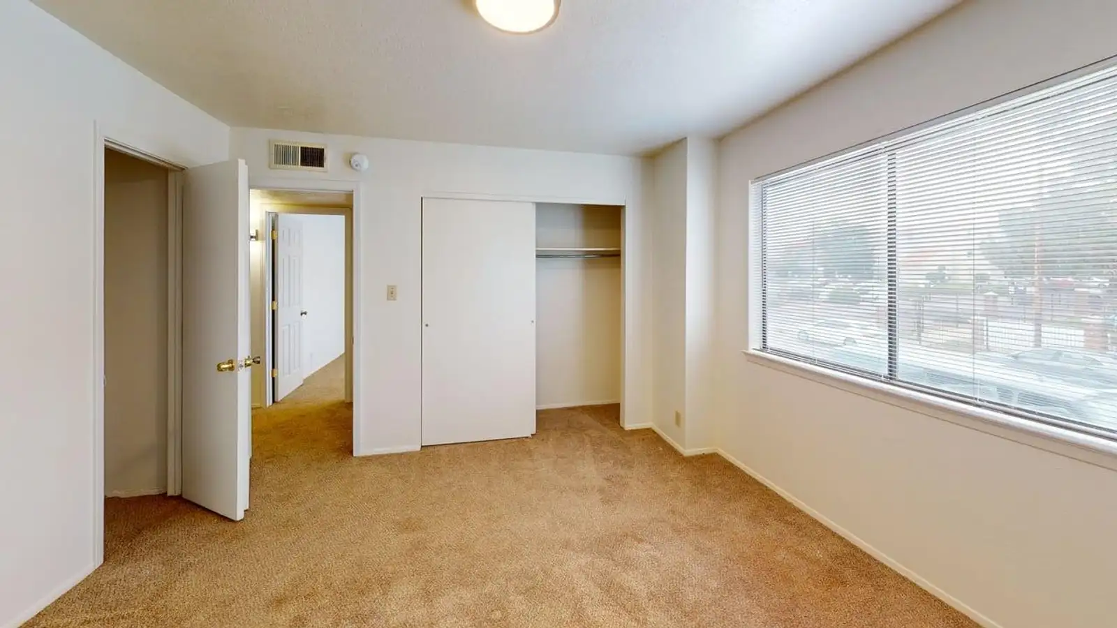 3609 Wellesley Dr NE image 22