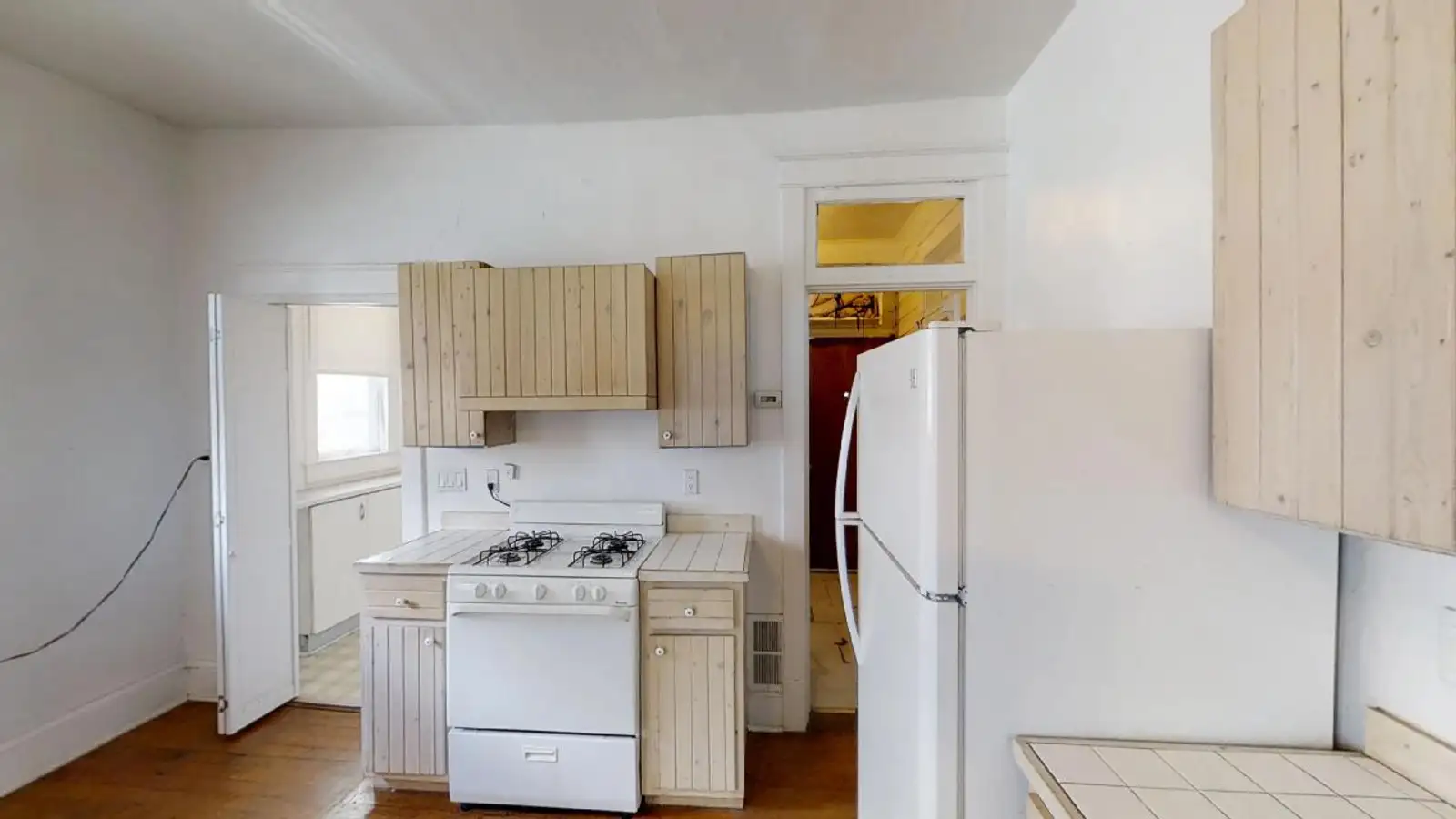 715 Fruit Ave NW image 12