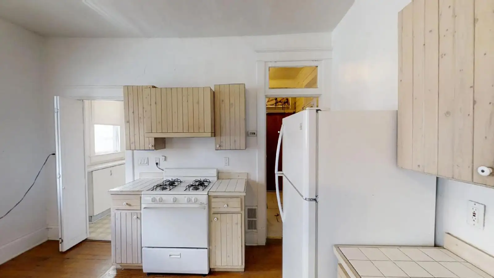 715 Fruit Ave NW image 17