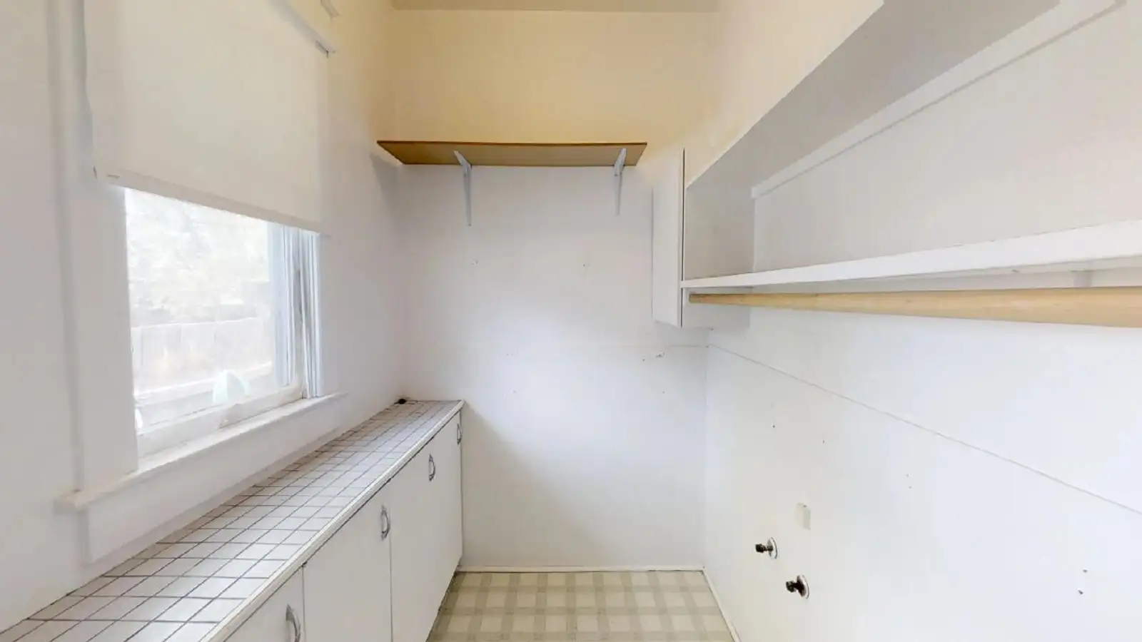 715 Fruit Ave NW image 13