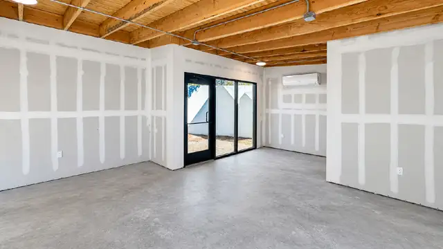 View image 7